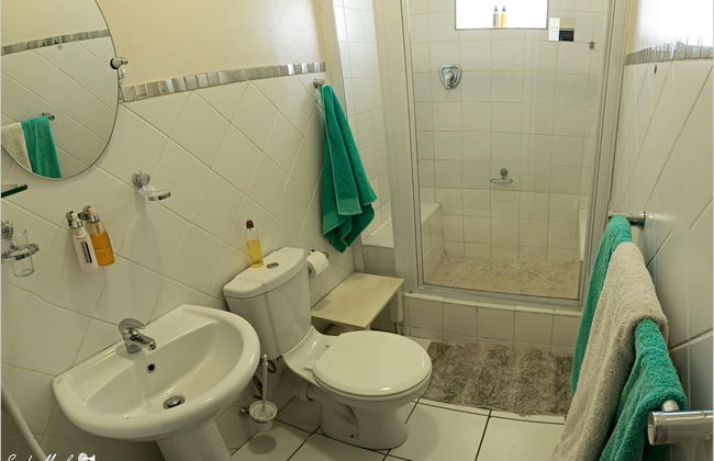 Cherry Lane Self Catering BB - 1 Bedroom Bathroom With Shower for 4 Guests - Foto 14