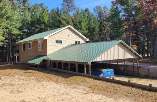 Hazel's Goose Creek Lodge - Private Riverfront! - Foto 9