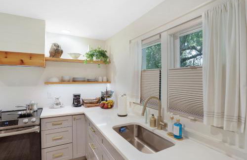 The Poe - Stylish Studio in downtown High Springs - Foto 14