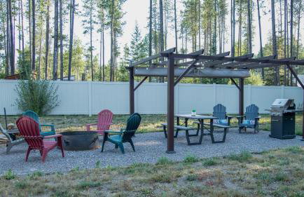 Private Home near Glacier Park, Columbia Falls, & Whitefish - Pet Friendly! - Foto 5