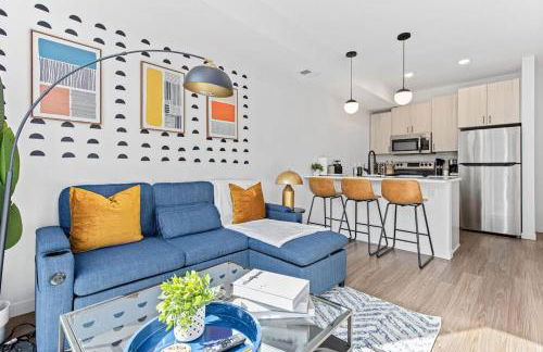 Luxury 1BD Gym Rooftop Street Parking by DT UMN - Foto 11