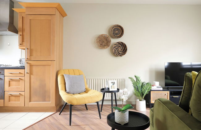 Stylish Flat With Sofa Bed in Malmesbury - Photo 13