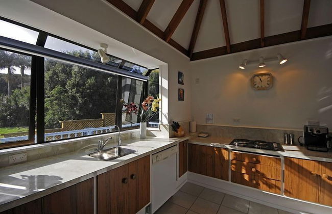 By the Bay Beachfront Apartments - Foto 30