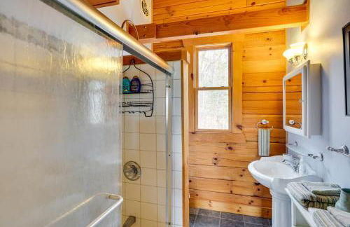 Massachusetts Vacation Rental with Deck and Grill - Foto 19