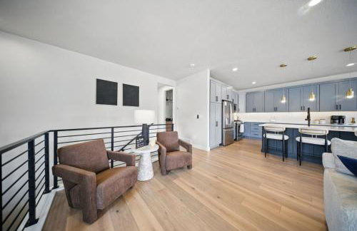 BRAND NEW Scenic Luxury Mountain Retreat - Foto 52