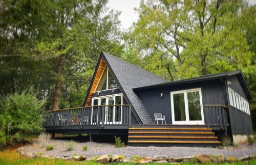 Modern A-Frame Cabin with Loft, Firepit and Grill - Foto 2