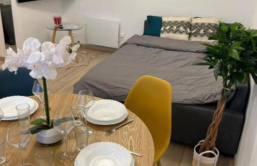 PARIS-MONTROUGE Magnifique Appartement 2 pièce de 36m2 - très cosy pour 1 à 5 personnes refait à neuf - ENTIRE APARTMENT LUXIRIOUS AND WARM - Montrouge Paris 14ème - Proche Aéroport Orly & Parc Expositions Porte de Versailles FREE WIFI GRATUIT - Foto 67