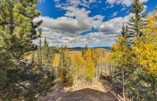 Private Wooded Escape with Scenic Decks in Jefferson - Foto 27