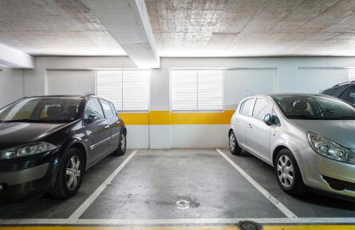 Central Orient Residence - Modern, spacious and sunny! By the river! - Photo 33