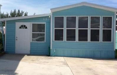 Island Beach House with No Extra Fees - Photo 17