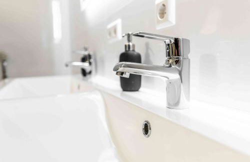 Großer Terrassentraum in Klein Venedig - Foto 25