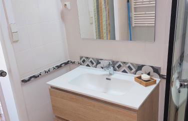 L'Escale Centre Historique de Gap Meublé de tourisme Classé 3 étoiles - Foto 32