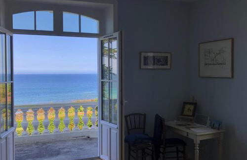 Villa in Primel with Sea View and Beach Access - Photo 22