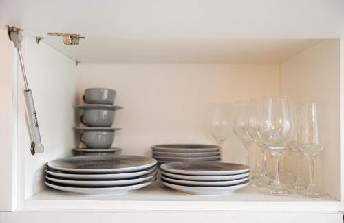 Aconchego e privacidade para sua família com 2 quartos, sala e cozinha integrados e sacada com churrasqueira - Foto 43