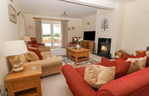 The Clealings - Photo 6