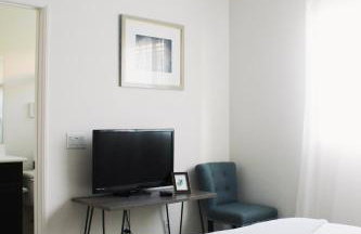 Entire Bungalow w/ Private Pool Near Palm Springs! - Foto 23