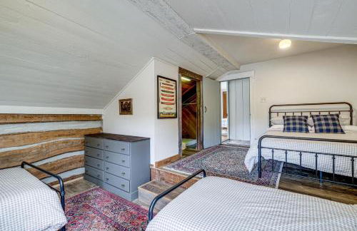 3 and Picturesque Acres! Historic Lexington Farmhouse - Foto 22