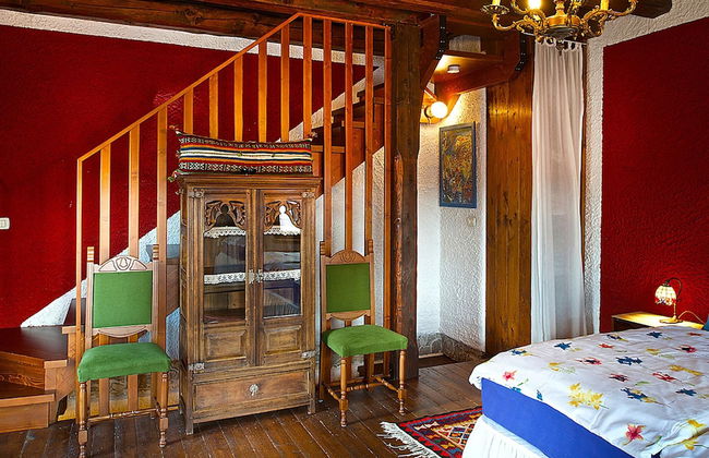 Cottage in Italy With Alpine Fireplace - Foto 17