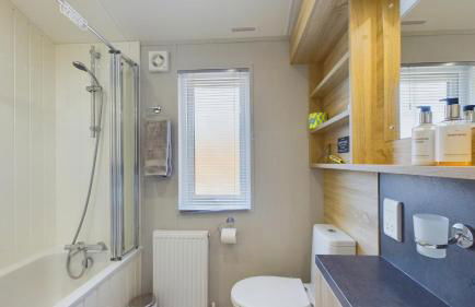 Poppy An Immaculate Lake side Lodge the Perfect Retreat, Sleeps 4 - Foto 15