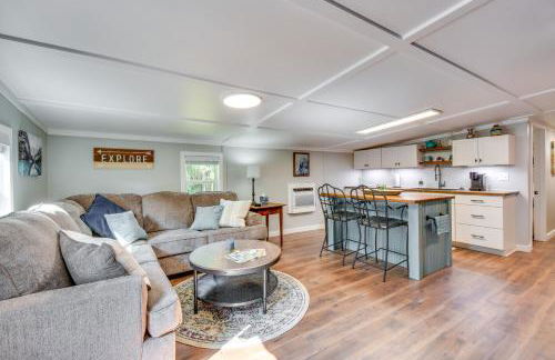 Cozy Clarkesville Getaway with Fire Pit! - Foto 6