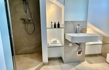 Luxuswohnung, Airport-Messe fußläufig erreichbar 1 - Foto 11