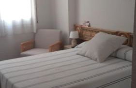 Acogedor y Amplio Apartamento familiar a pie de playa - Photo 2