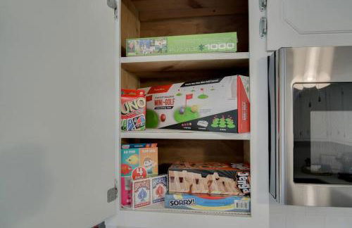 5min drive to AN Golf Club l Pet-Friendly l Big Backyard, BBQ & Fun Activities - Foto 17