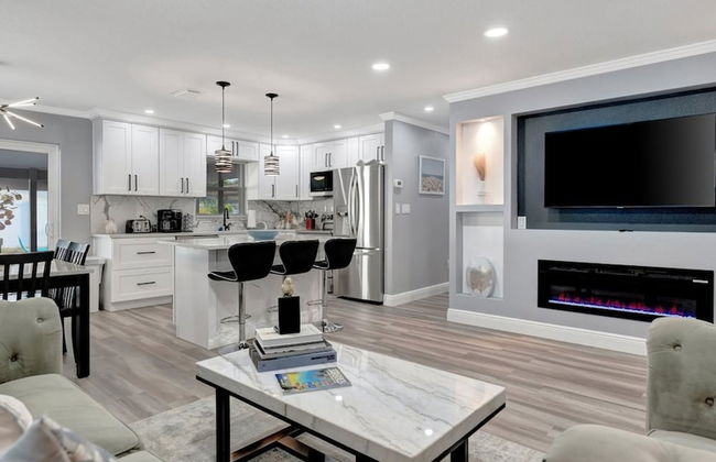 4b 2b w Hot Tub BBQ Firepit 9mins to Beach - Foto 2