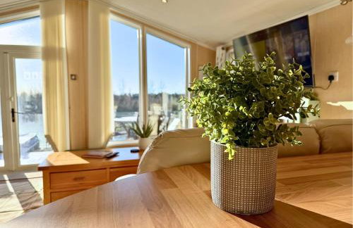 Hot Tub Lodge, Panoramic Views & Free Golf, Dog Friendly - Foto 37