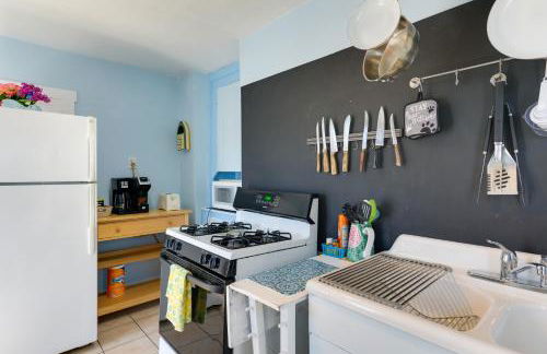 1 Block to Convention Center! Dog-Friendly Apt - Foto 12