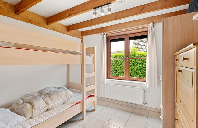 Nice Holiday Home by the sea - Photo 3