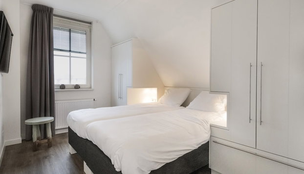 Friesland Villa w/ Sauna - Foto 5, Quarto