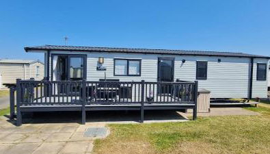 Mikey Cabin Sleeps 8 with Balcony - Foto 2