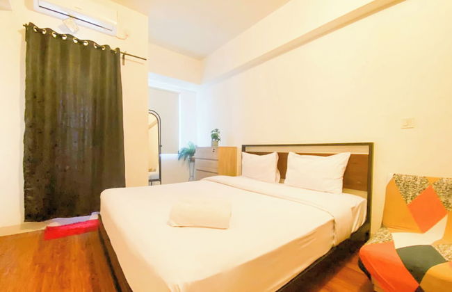 Good And Homey Studio At Candiland Apartment - Photo 1