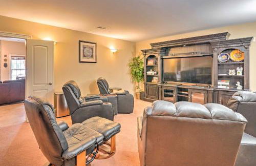 Luxury Estate Game Room and Pickleball Court - Foto 12