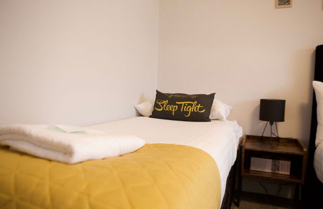 The Sailing Club - 6 Bedroom Hot Tub Town Centre - Photo 39