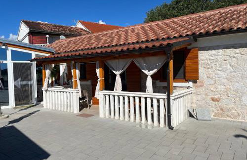 LONGER LIFE Stone House - Foto 1