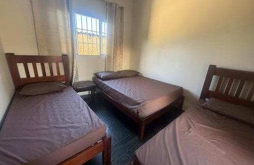 TRIPLEX piscina churrasqueira lava e seca Wi-Fi e 2 TVs em Condomínio com 90m2 no centro de Ubatuba - Foto 23