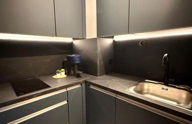 STUDIO HORIZON - SEA VIEW - POOL- Air Conditioner - Kitchen - Wifi -TV Train - Bus - - Foto 11