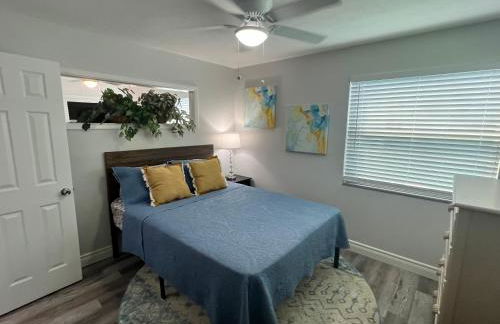 875 Oasis #1 Location! - Foto 3