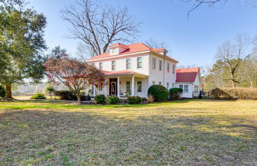 Historic Farmhouse with Modern Amenities and Hot Tub - Foto 1