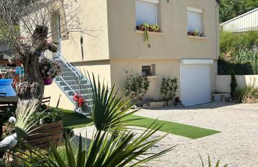 Maison de campagne entre vigne et bois - Foto 10