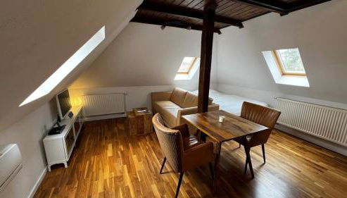 tolles Dach-Apartment mit Balkon und Klimaanlage - Foto 3