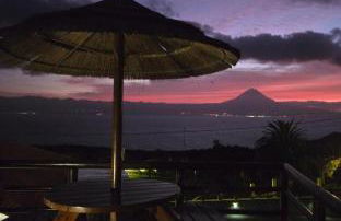 Lucy's Rosegarden - Photo 2