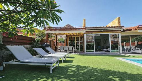 Villa Helene Tauro, Heated Pool, Wi-Fi, BBQ - Photo 2