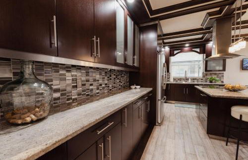 Miami Getaway Heated Pool Villa with Mini Golf & BBQ - Foto 14