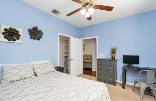 Summer Bliss 3BR Home, Walk to Beach Master Suite Sleeps 9 - Foto 29