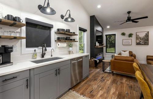 Stunning Modern Cabin with Hot-tub in Makanda, illinois - Photo 18