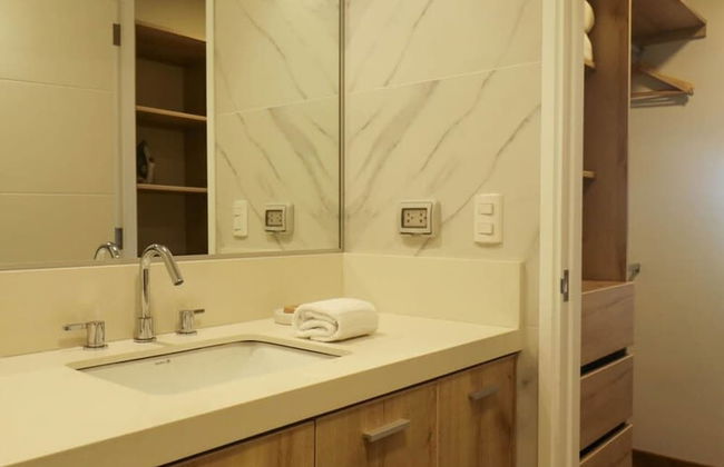 w Modern 1BR With Balcony in Miraflores - Photo 20