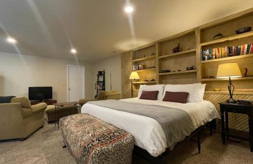Couples Retreat With Hot Tub, Sauna and Steam Room - Foto 20